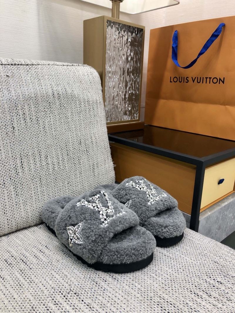 Louis Vuitton Slippers